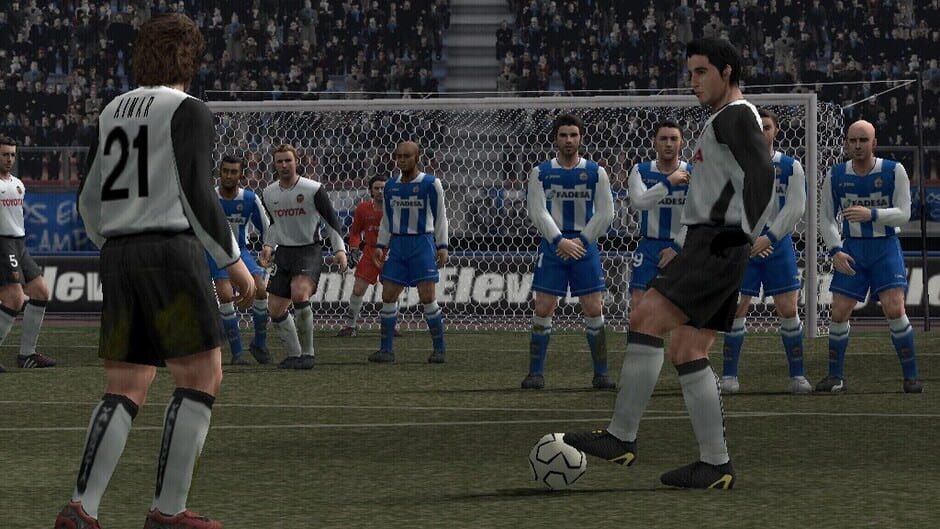 World Soccer: Winning Eleven 8 International screenshot 1