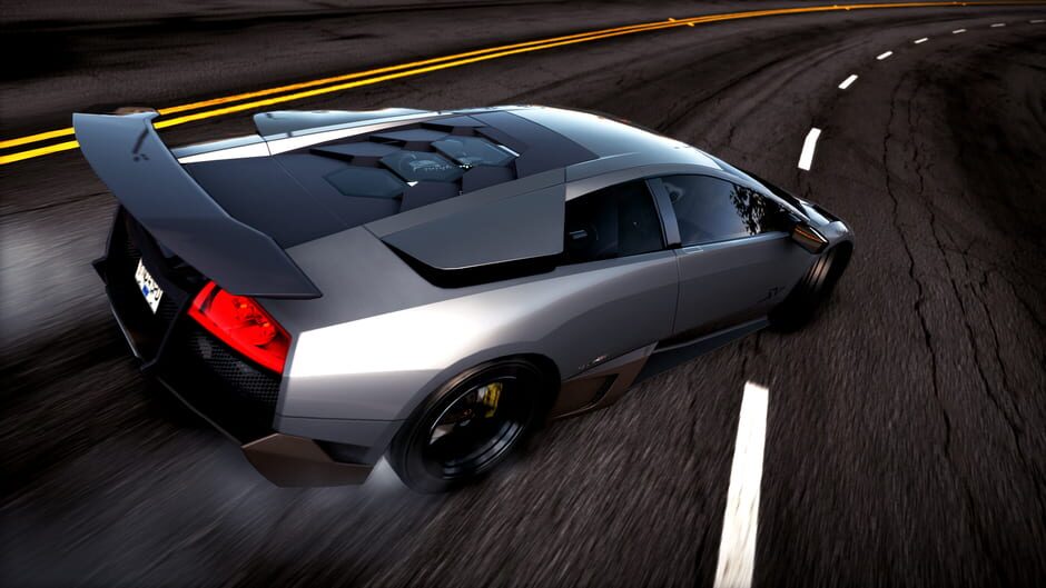 Need for Speed: Hot Pursuit screenshot 2