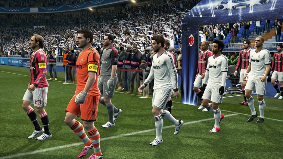 Pro Evolution Soccer 2013 screenshot 2